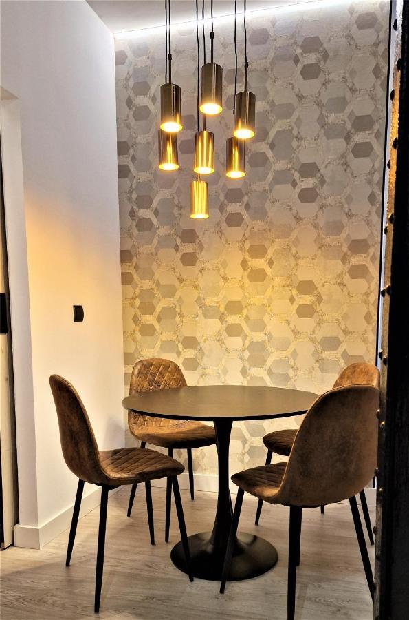 Apartamentos Wur Madrid Buitenkant foto
