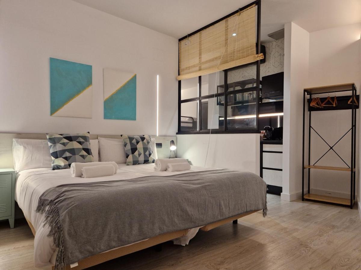 Apartamentos Wur Madrid Buitenkant foto