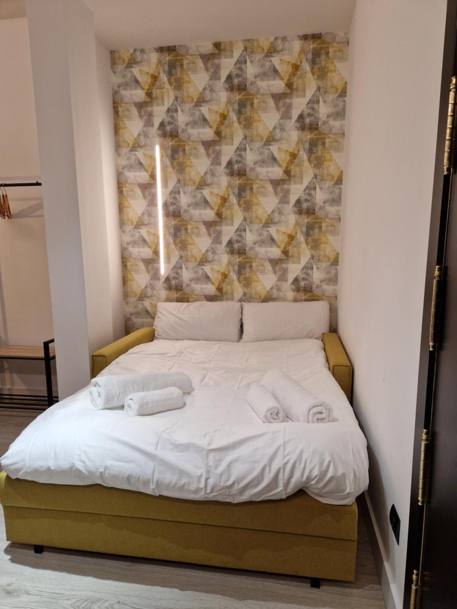 Apartamentos Wur Madrid Buitenkant foto
