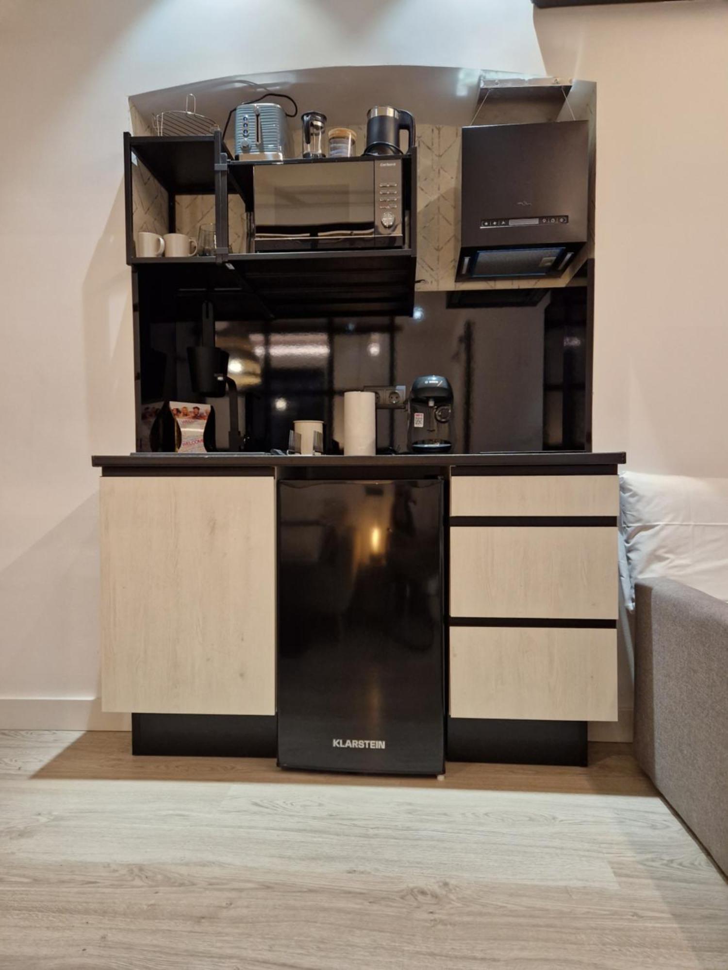 Apartamentos Wur Madrid Buitenkant foto