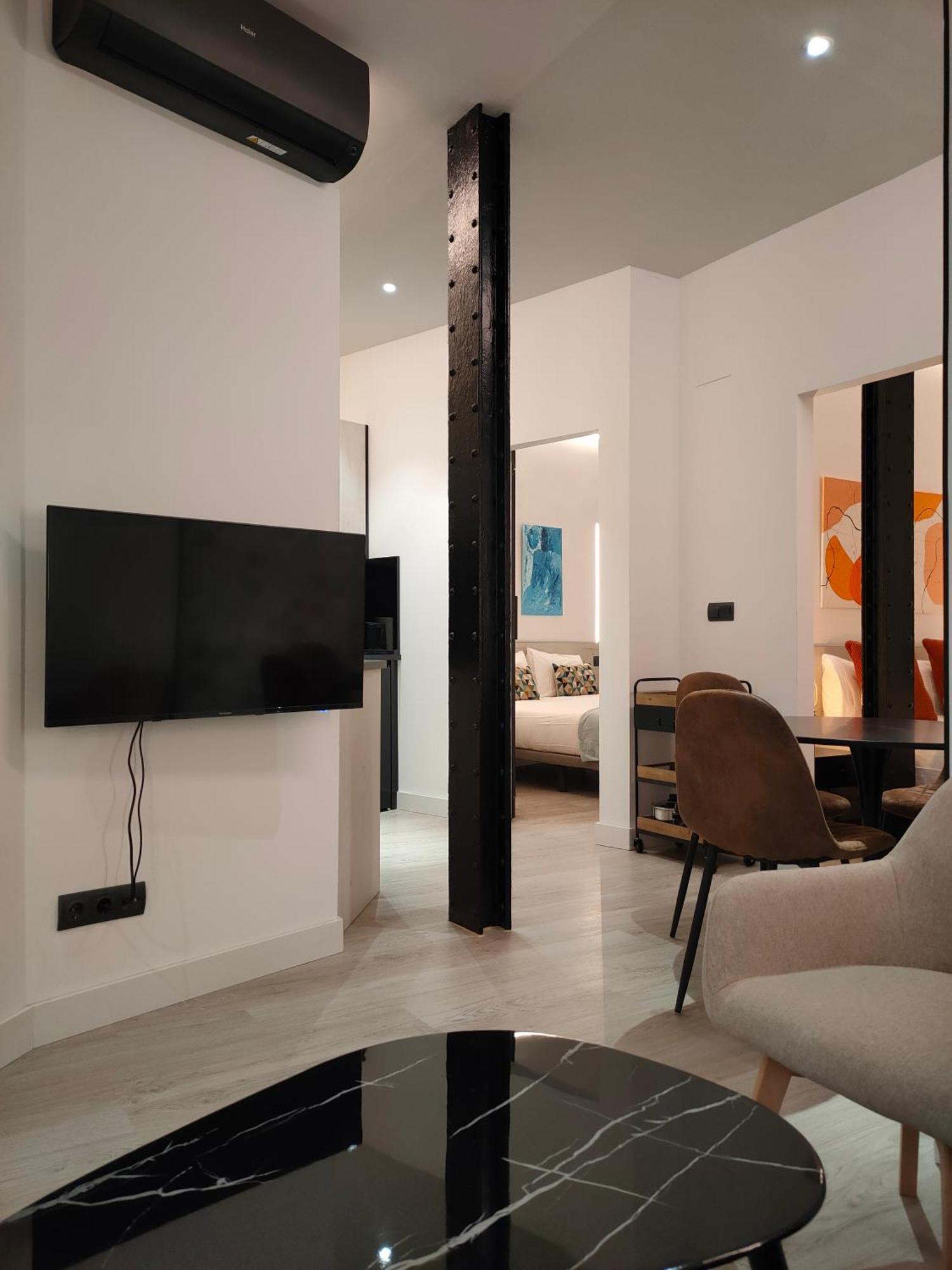 Apartamentos Wur Madrid Buitenkant foto